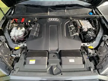 Q7 SUV 50 TDI quattro competition