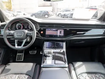 Q7 S line 50 TDI