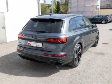 Q7 S line 50 TDI