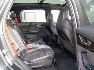 Q7 S line 50 TDI