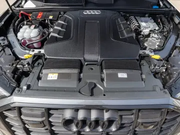 Q7 S line 50 TDI
