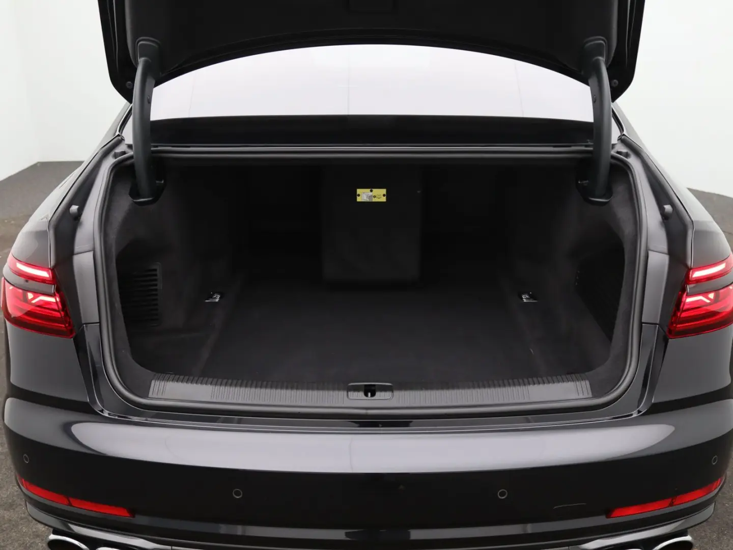 S8 TFSI quattro / Pano, Matrix, 360°, B&O, OLED