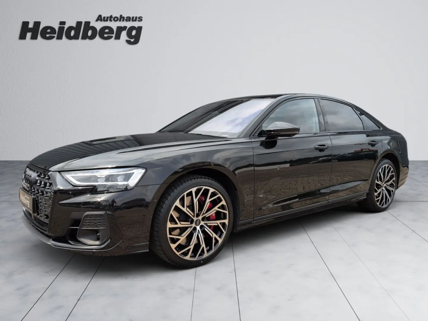 S8 TFSI quattro UPE: 193 K Individual Advanced