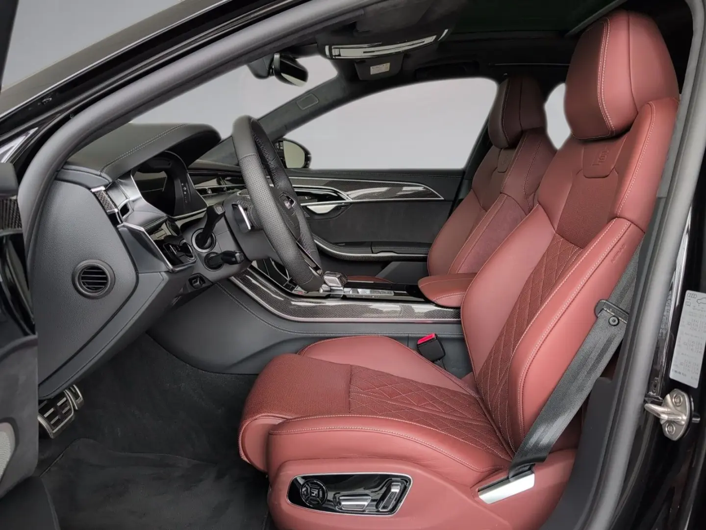 S8 TFSI quattro UPE: 193 K Individual Advanced