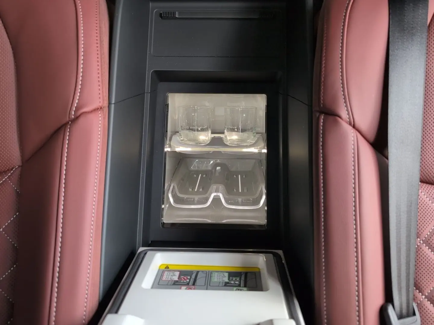 S8 TFSI quattro UPE: 193 K Individual Advanced