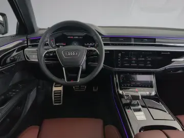S8 TFSI quattro UPE: 193 K Individual Advanced