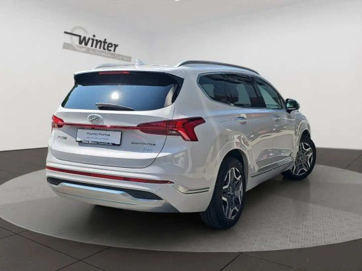 Hyundai  Santa Fe  1.6 T-GDI 4WD Plug-In-Hybrid Signature
