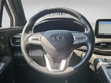 Hyundai  Santa Fe  1.6 T-GDI 4WD Plug-In-Hybrid Signature