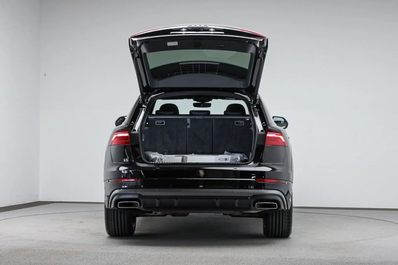 Q8 50 TDI quattro S-LINE