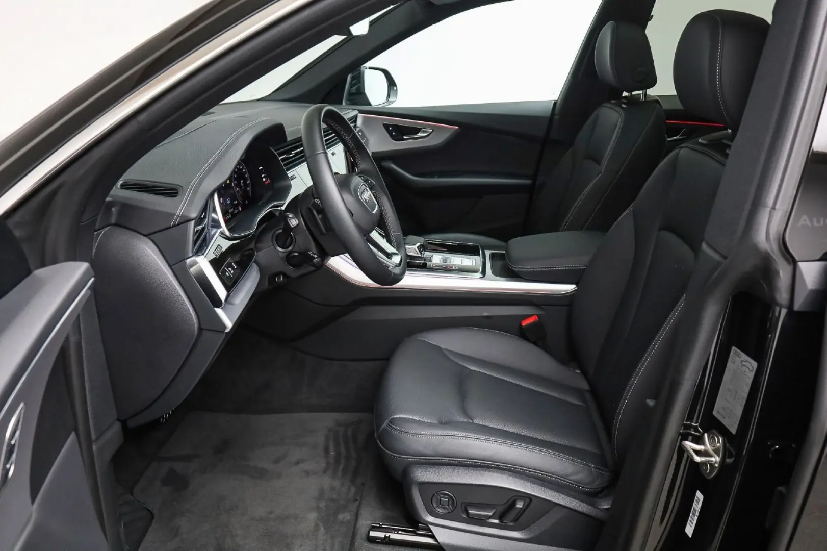 Q8 50 TDI quattro S-LINE