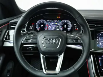 Q8 50 TDI quattro S-LINE