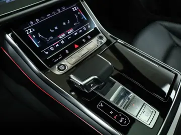 Q8 50 TDI quattro S-LINE