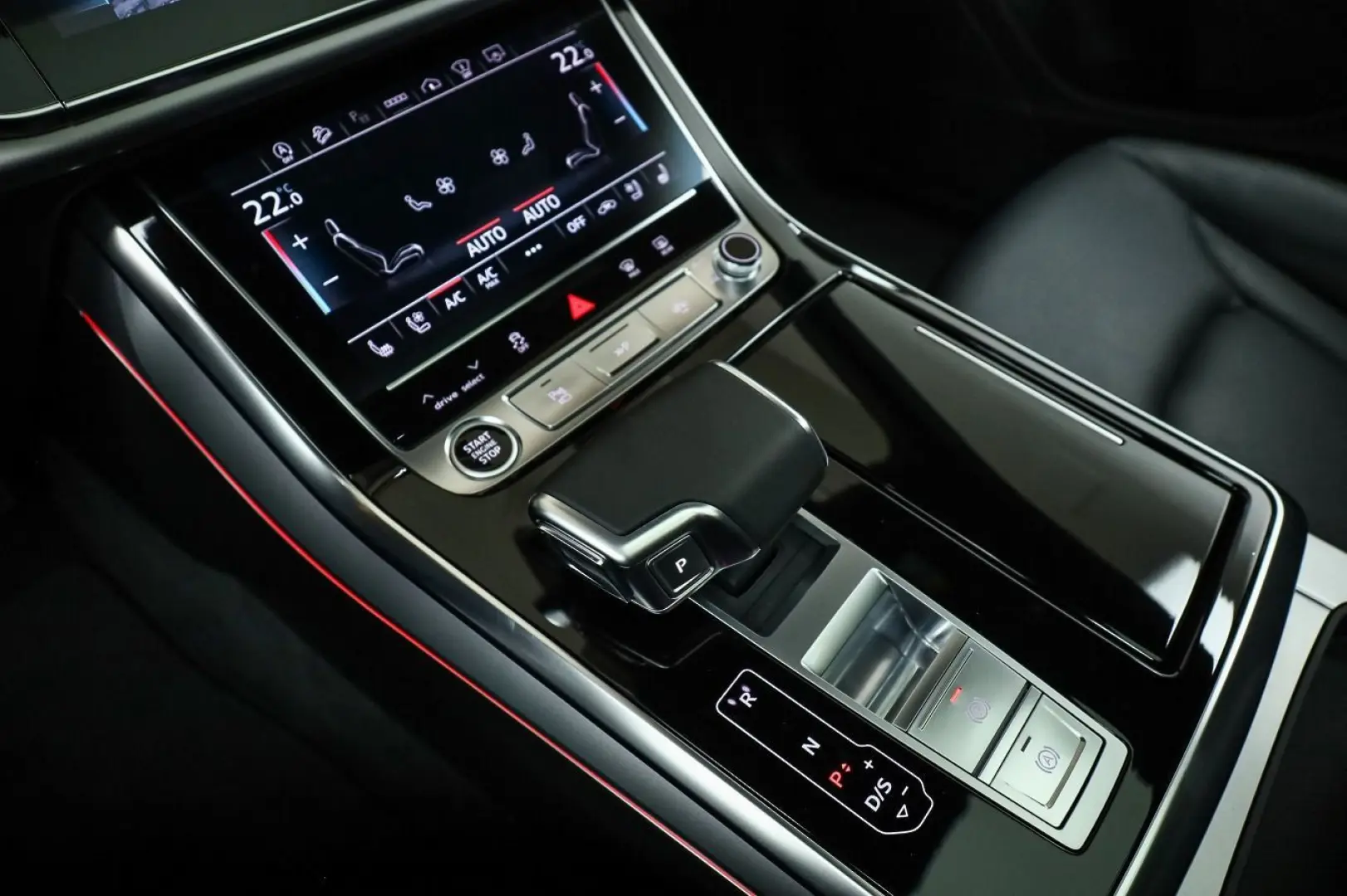Q8 50 TDI quattro S-LINE