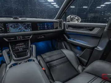 Porsche Cayenne 75 Years