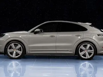 Porsche Cayenne 75 Years