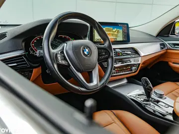 BMW Seria 6 630i Gran Turismo