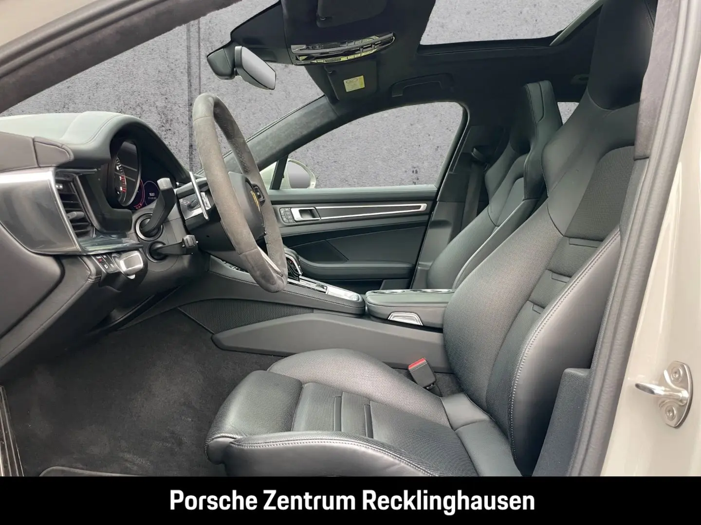 Panamera GTS Sport Turismo Nachtsicht Head-Up