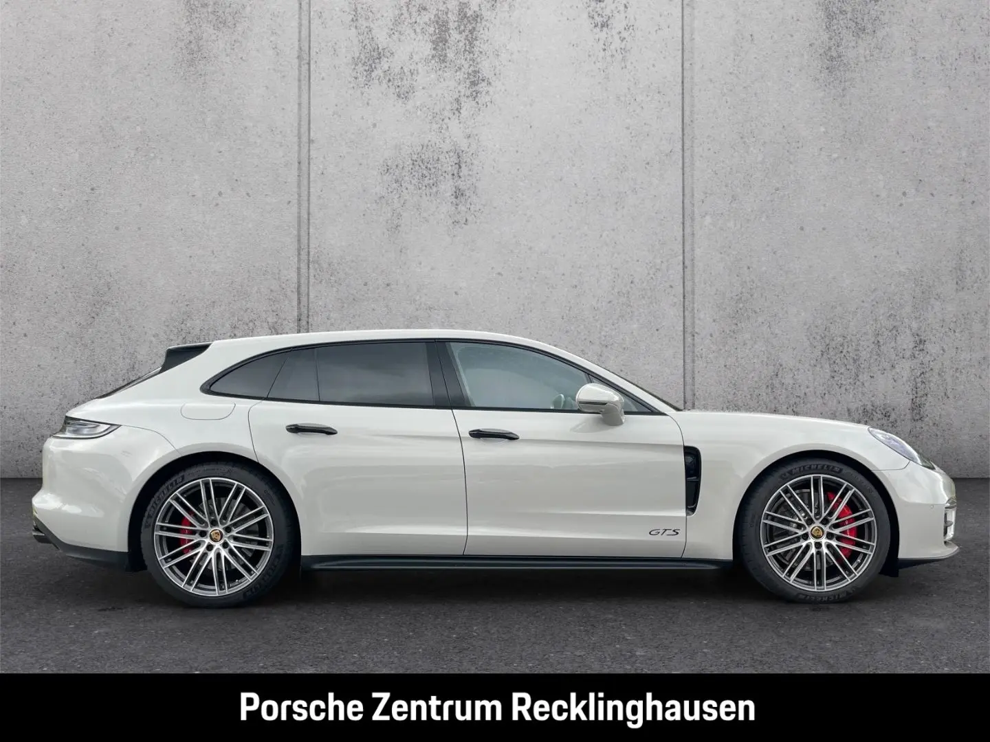 Panamera GTS Sport Turismo Nachtsicht Head-Up
