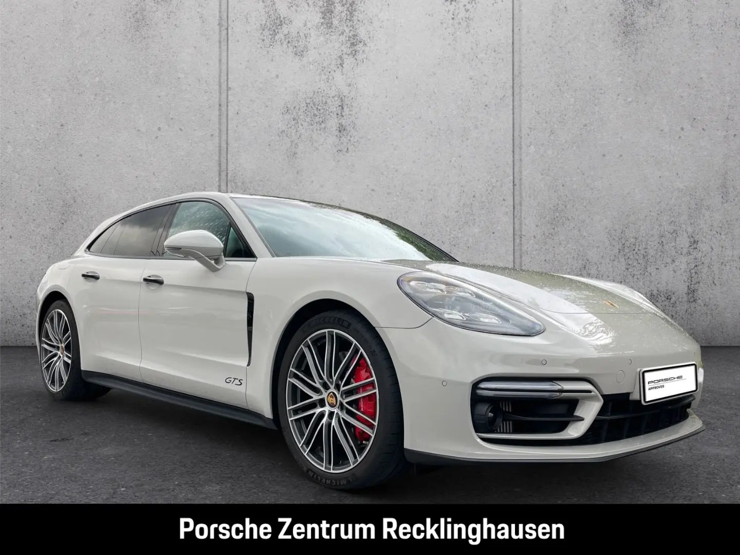 Panamera GTS Sport Turismo Nachtsicht Head-Up