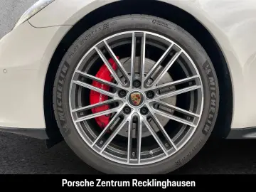 Panamera GTS Sport Turismo Nachtsicht Head-Up
