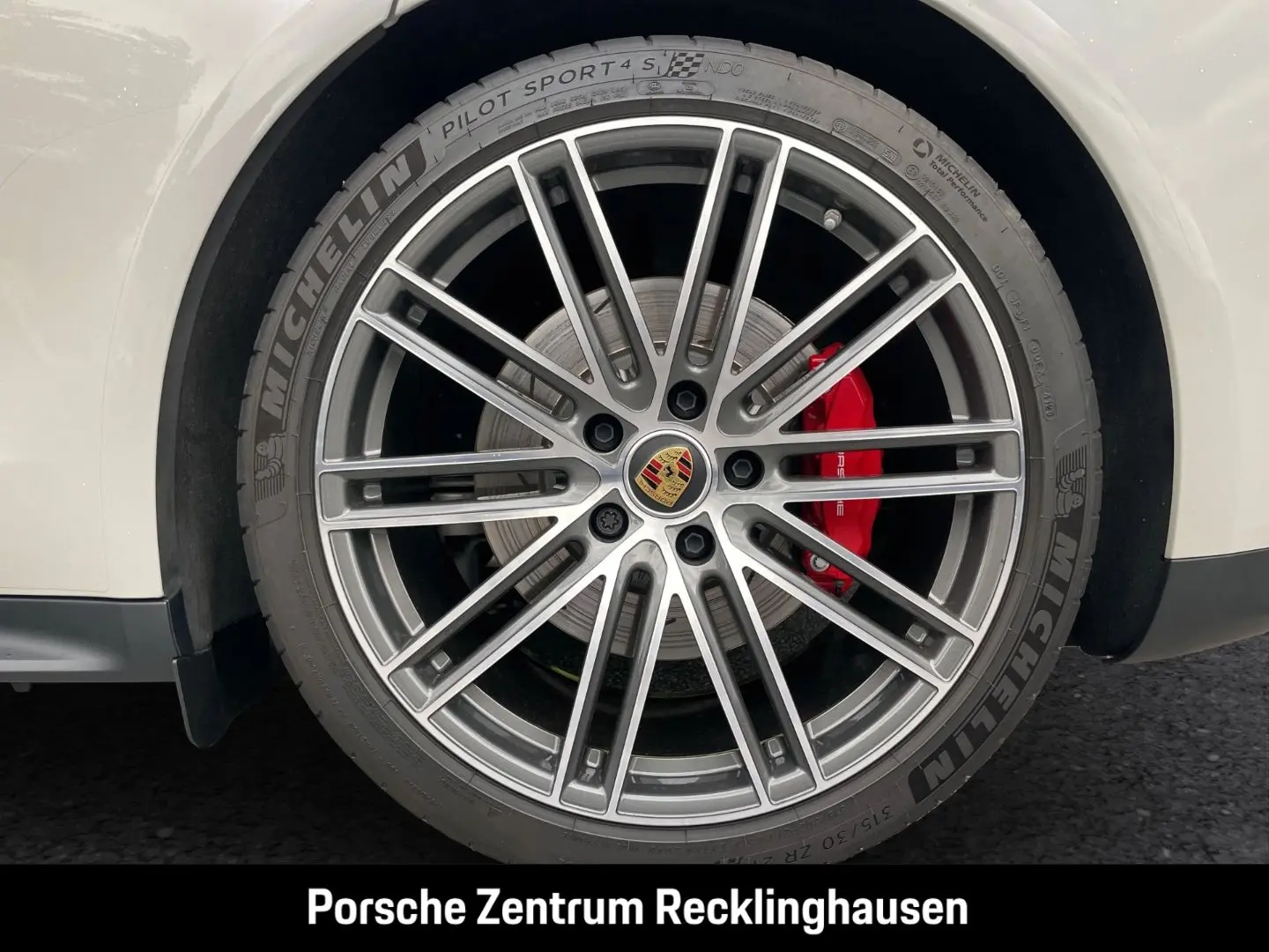 Panamera GTS Sport Turismo Nachtsicht Head-Up