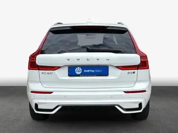 XC60 B5 B AWD Plus Dark