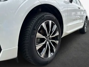 XC60 B5 B AWD Plus Dark