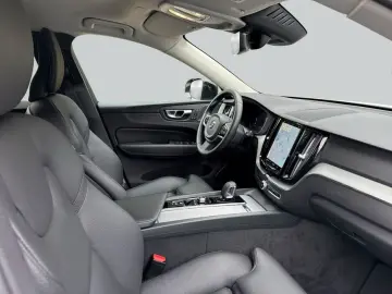 XC60 B5 B AWD Plus Dark