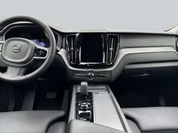 XC60 B5 B AWD Plus Dark