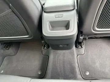 XC60 B5 B AWD Plus Dark