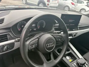 Audi A4 ver-40-tfsi-quattro-s-tronic-mhev-advance
