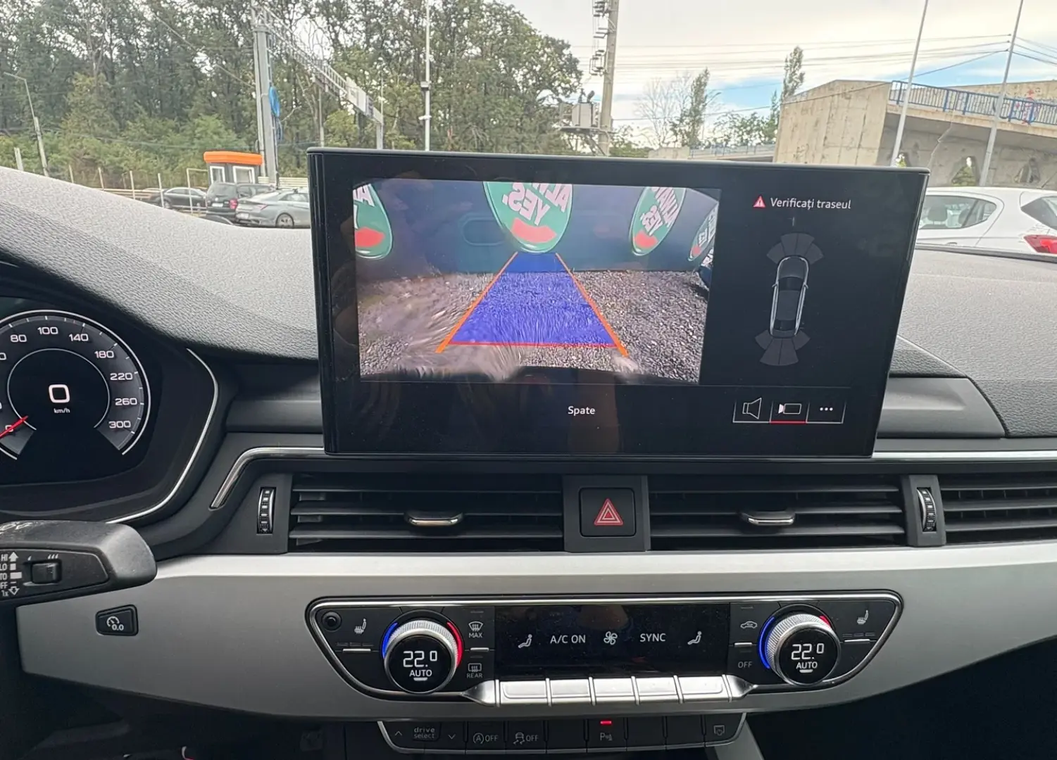 Audi A4 ver-40-tfsi-quattro-s-tronic-mhev-advance