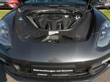 Panamera 4 E-Hybrid Platinum Edition HeadUp Bose
