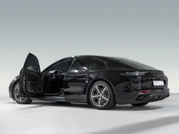 Panamera 4 E-Hybrid Platinum Edition HeadUp
