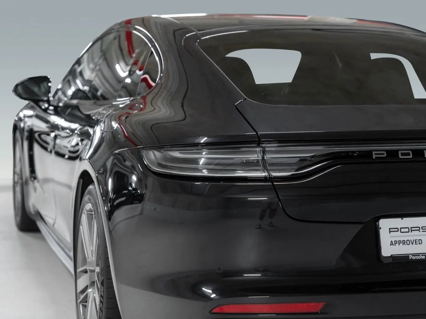 Panamera 4 E-Hybrid Platinum Edition HeadUp
