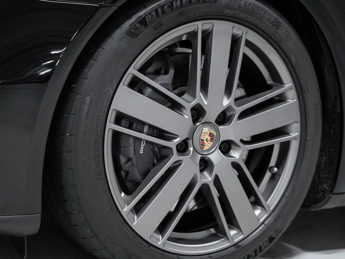Panamera 4 E-Hybrid Platinum Edition HeadUp