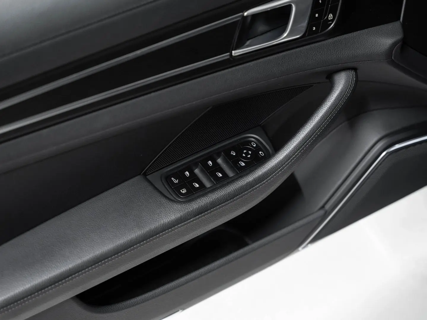 Panamera 4 E-Hybrid Platinum Edition HeadUp