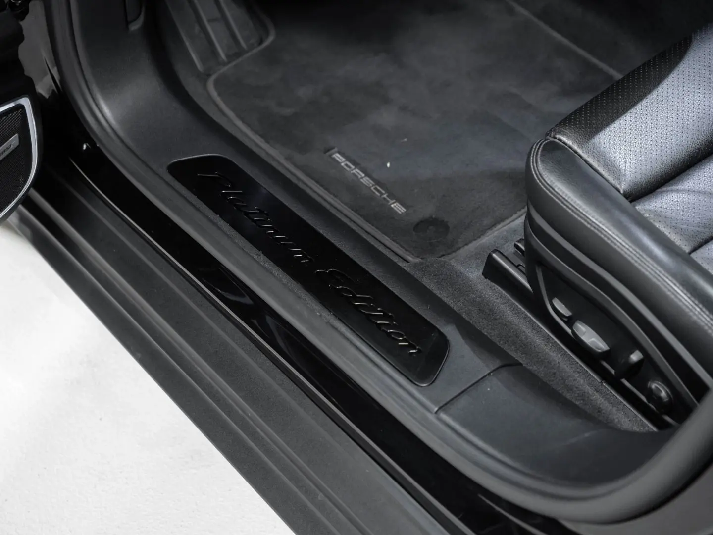 Panamera 4 E-Hybrid Platinum Edition HeadUp