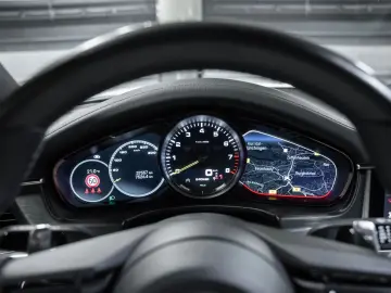 Panamera 4 E-Hybrid Platinum Edition HeadUp