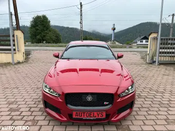 Jaguar XE RWD S