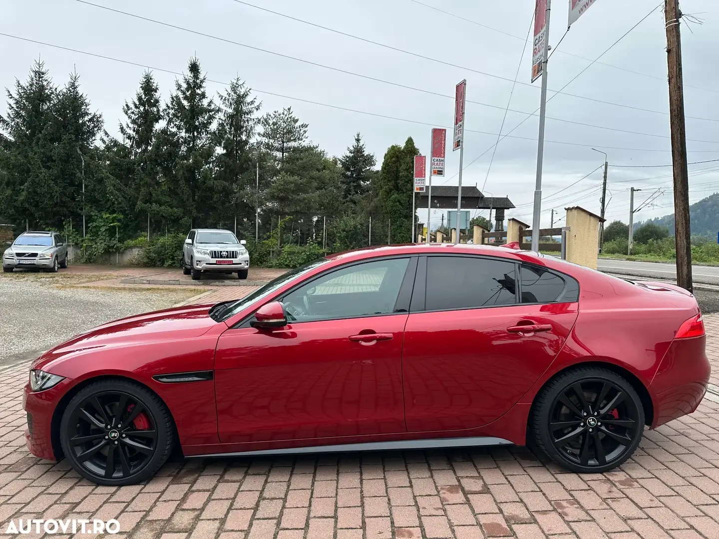 Jaguar XE RWD S