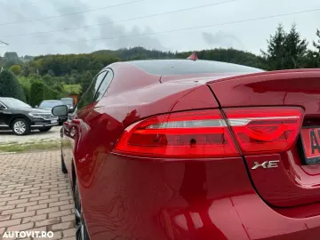 Jaguar XE RWD S