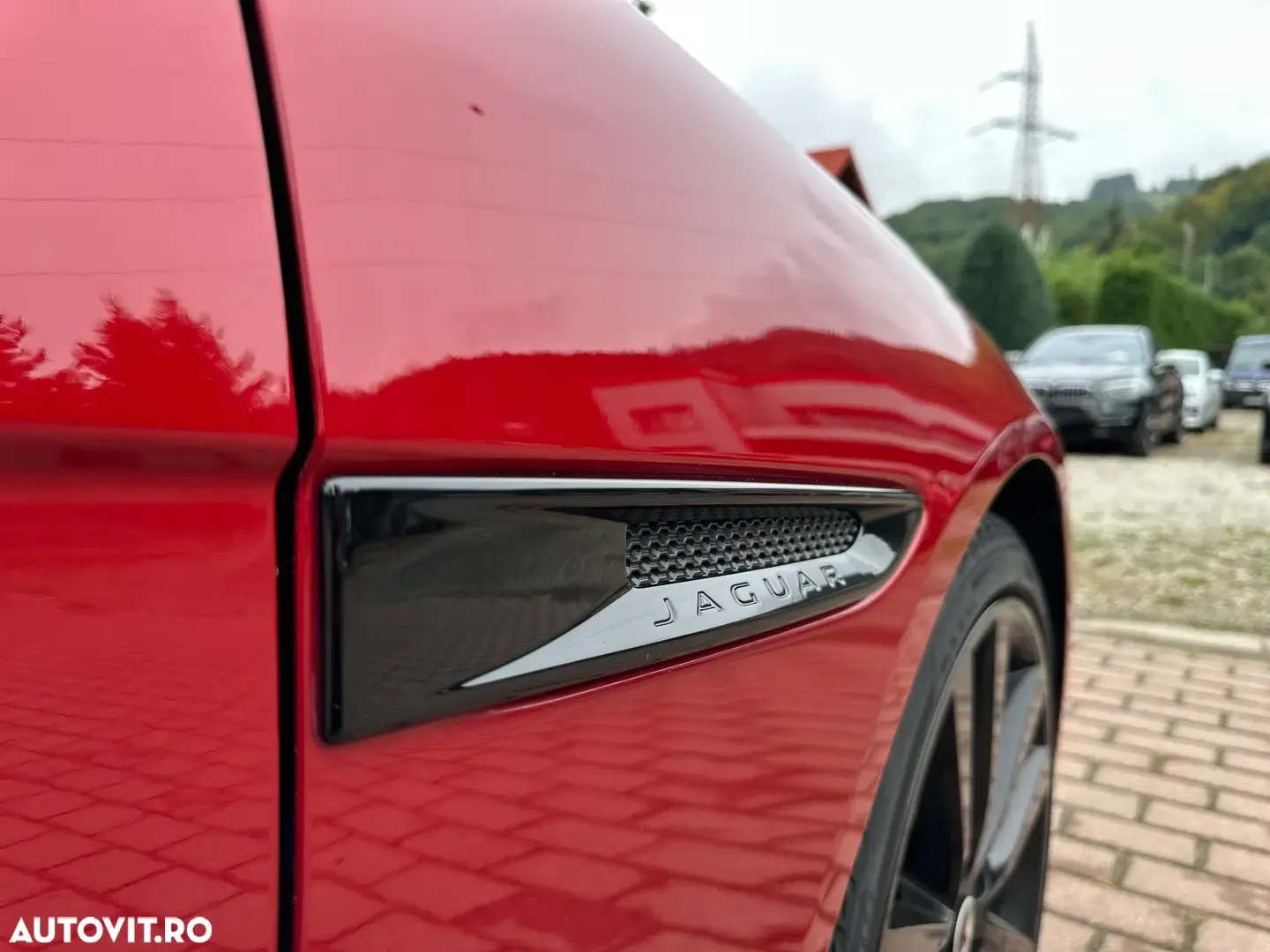 Jaguar XE RWD S