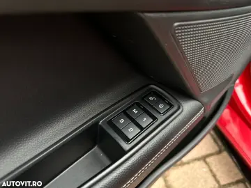 Jaguar XE RWD S