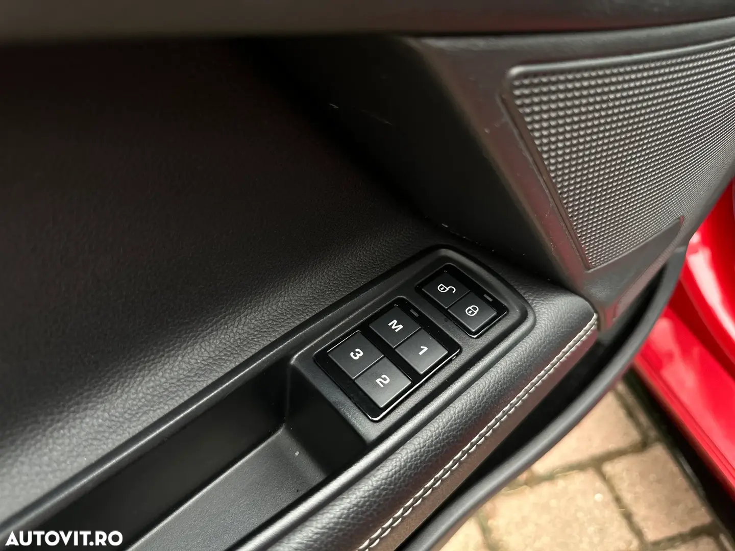 Jaguar XE RWD S