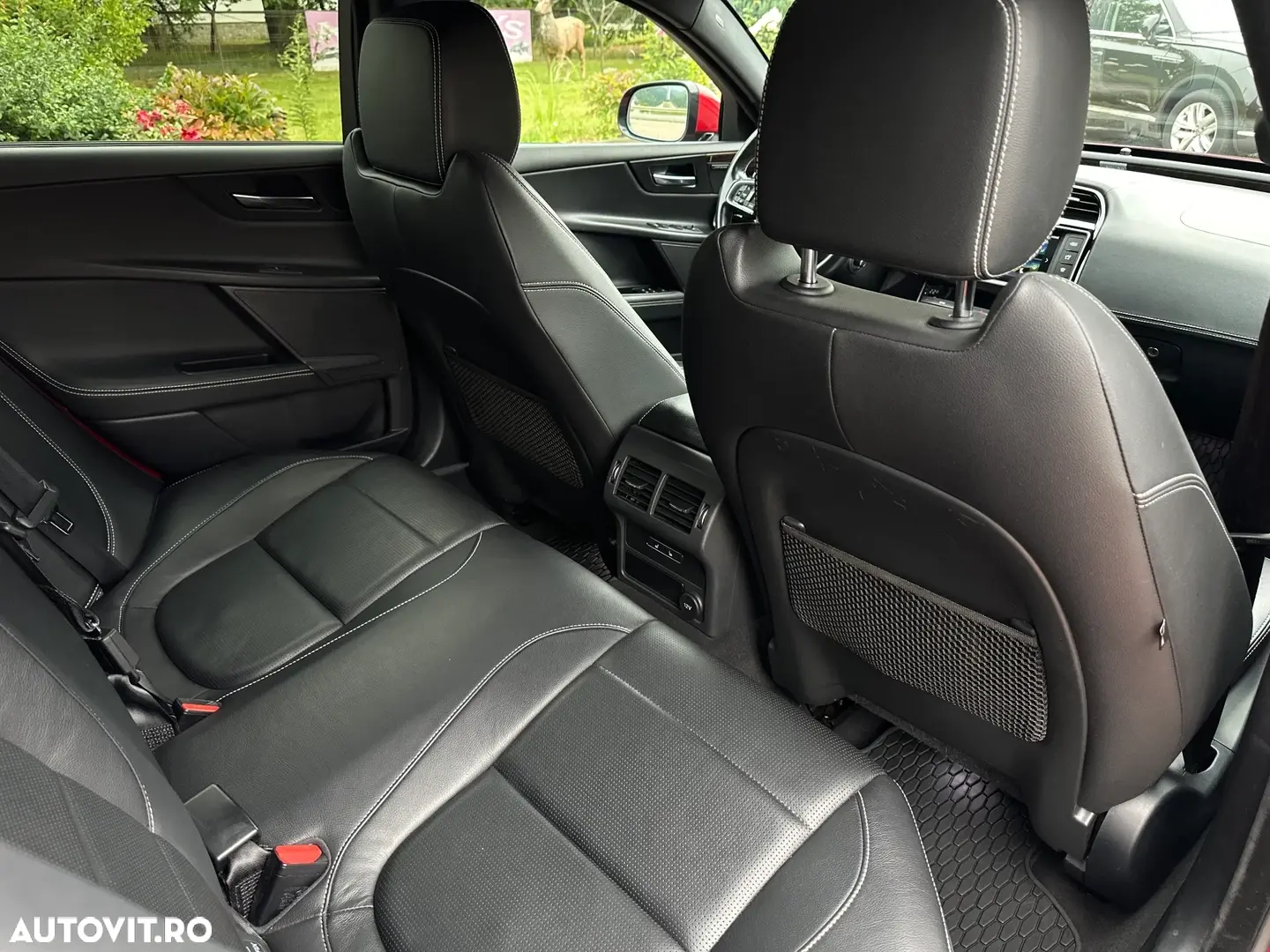 Jaguar XE RWD S