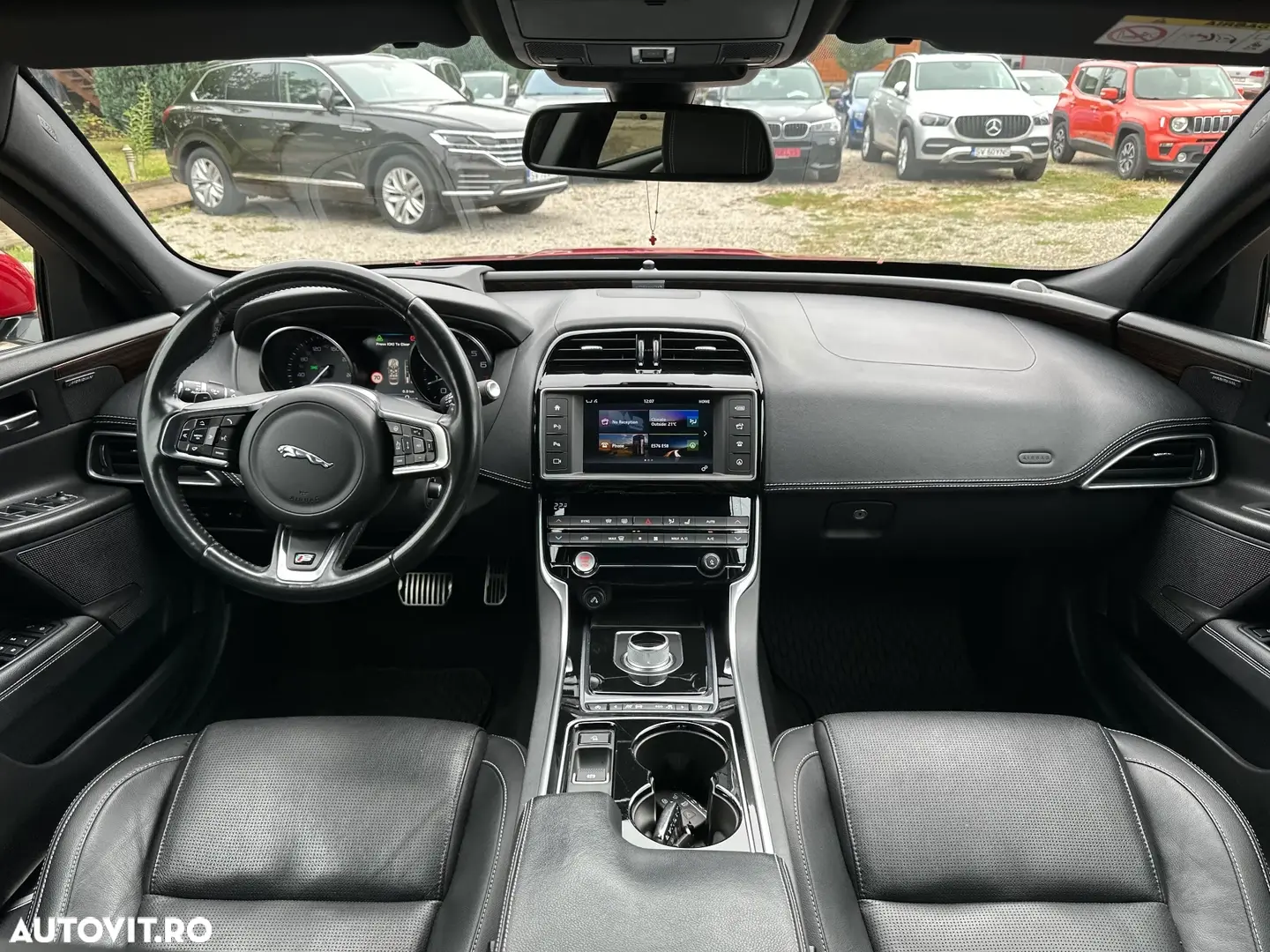 Jaguar XE RWD S