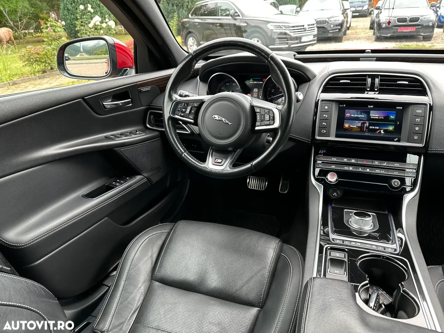 Jaguar XE RWD S
