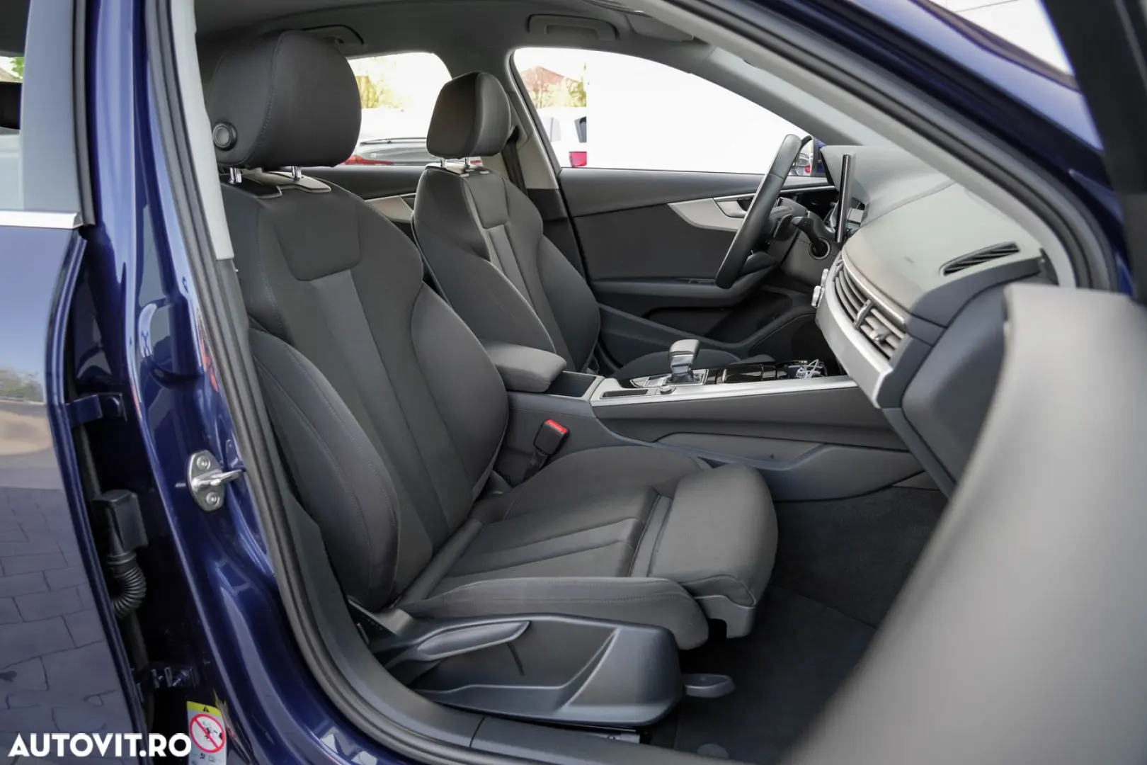 Audi A4 35 TFSI S tronic design
