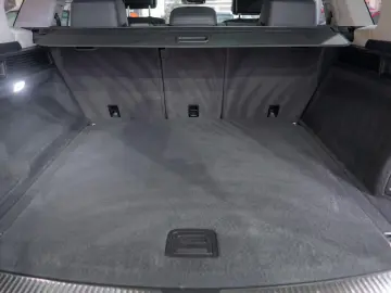 Volkswagen Touareg Elegance 4Motion 3.0 electric TSI eHybrid